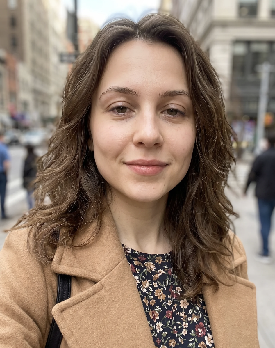 Emma, 28 projection